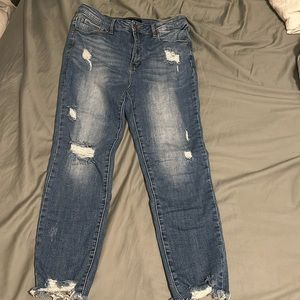 Risen distressed jeans